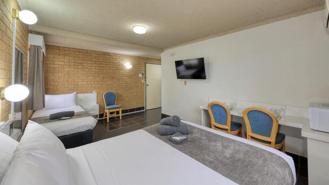 יאס Hamilton Hume Motor Inn מראה חיצוני תמונה