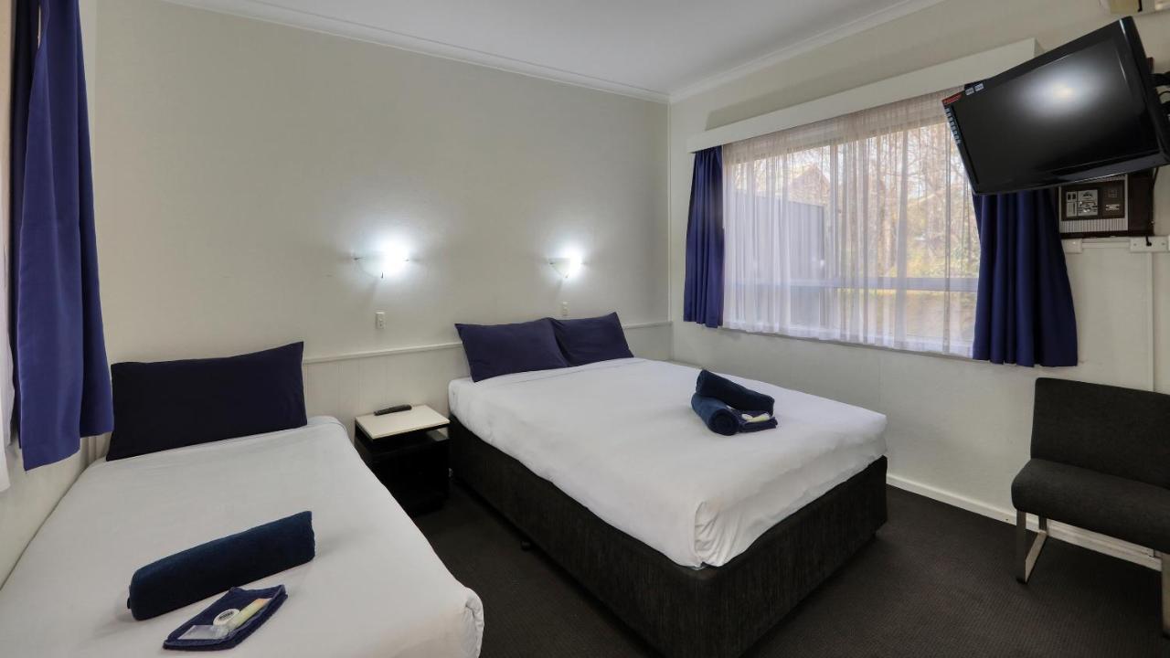 יאס Hamilton Hume Motor Inn מראה חיצוני תמונה